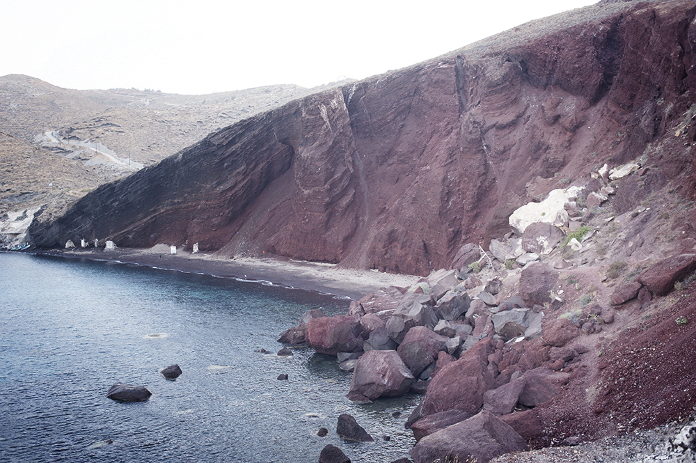 The famous Red Beach on the greek island of Santorini